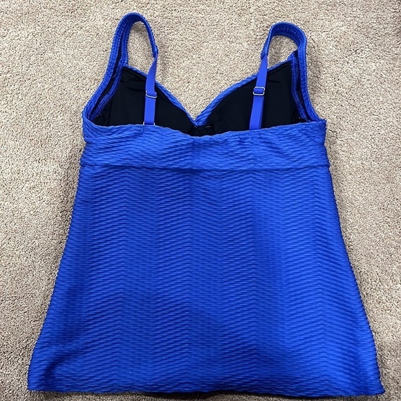 LANDS’END blue swim tankini top size 4. - Picture 2 of 6